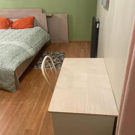 Homestay Verte Spacieuse Cote Aeroport *