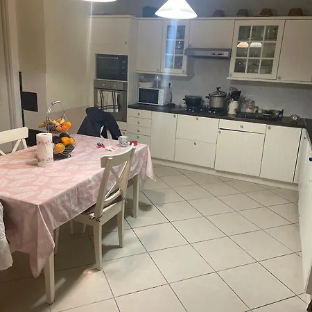 Homestay Verte Spacieuse Cote Aeroport *